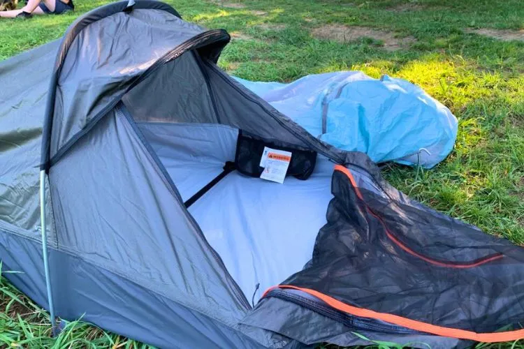 What are the pros and cons of using a bivy sack