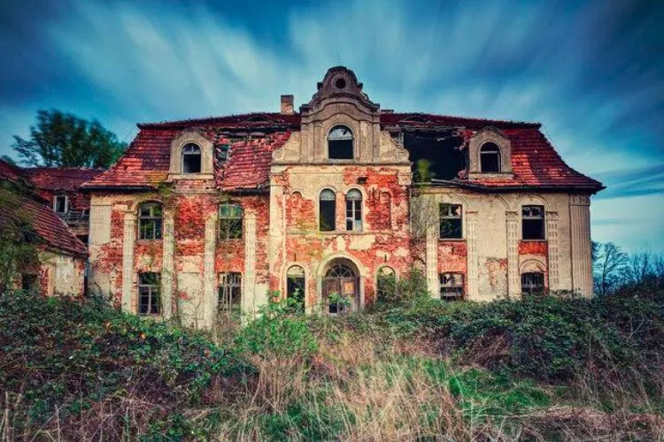  Laws Surrounding Abandoned Properties